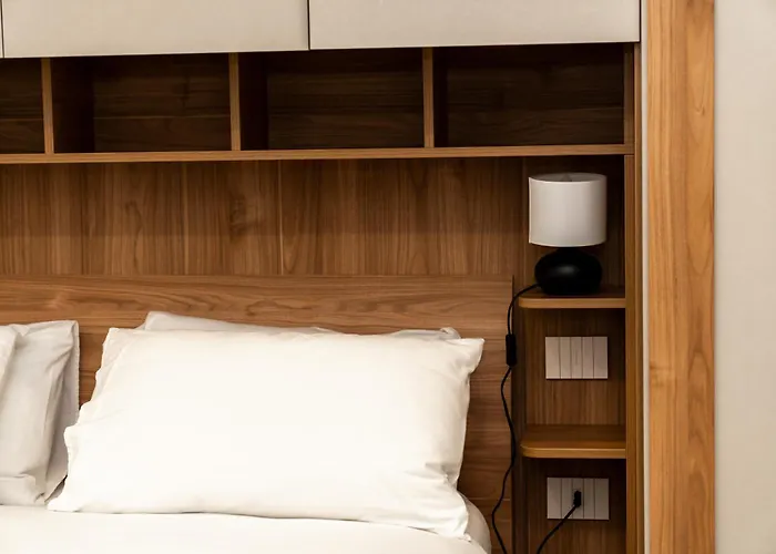 Alojamento de Acomodação e Pequeno-almoço Emm Maison 4*